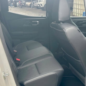 Bán tải Triton 2025