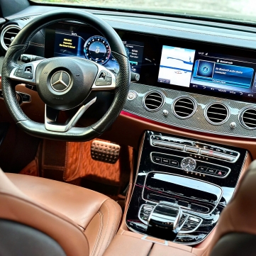 Mercedes E300