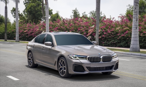 Thuê xe BMW tự lái Phường Chợ Lớn