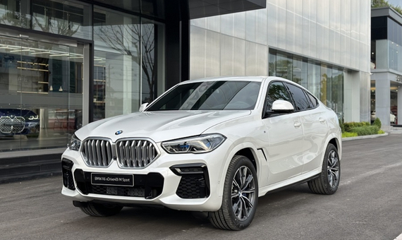 Thuê xe BMW X6 tự lái Quận 3