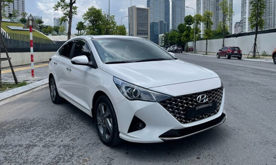 Thuê xe Hyundai Accent tự lái Quận 5