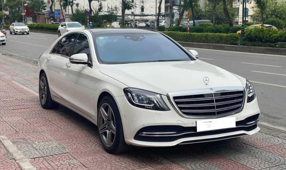 Thuê xe Mercedes tự lái Phường Vĩnh Hội