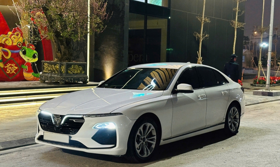 Thuê xe Vinfast Lux A tự lái Phường Vĩnh Hội