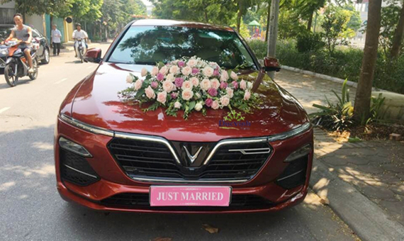 Thuê xe Vinfast lux A tự lái Quận 2