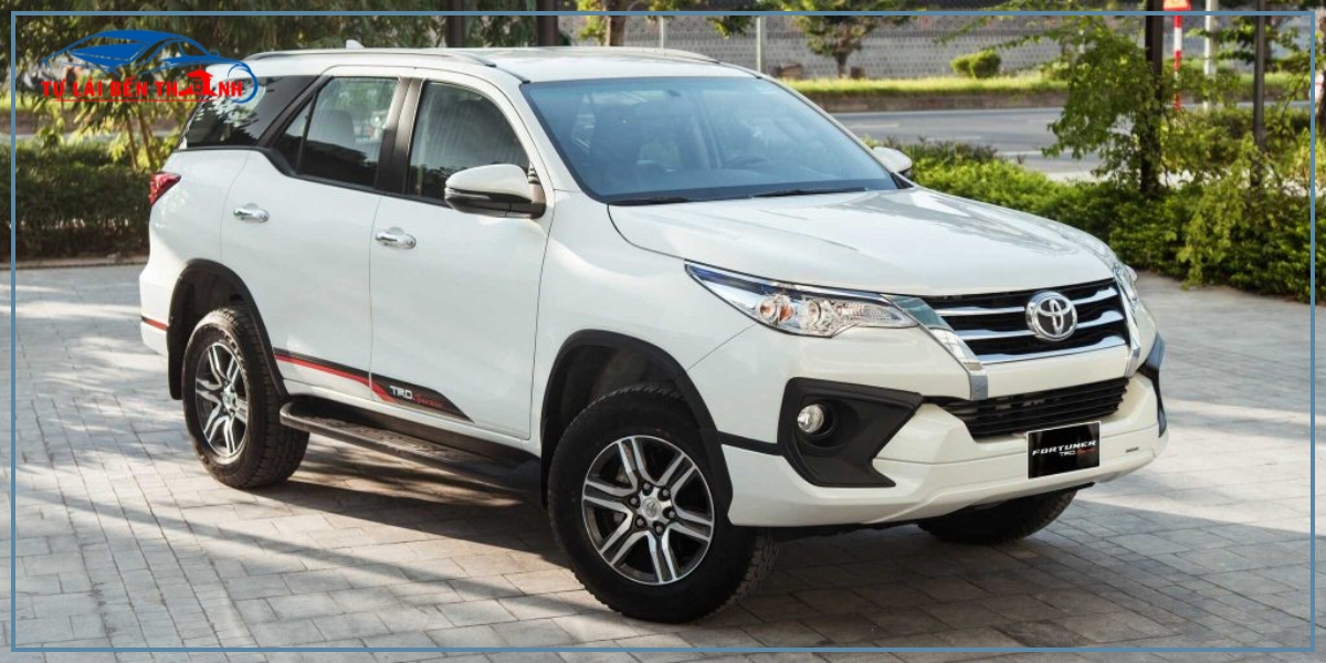 Bảng giá thuê Fortuner tự lái tại quận Tân Bình