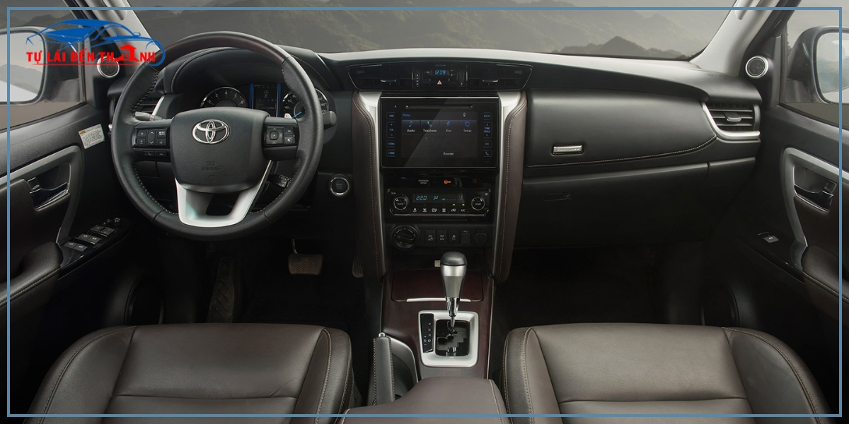 Bến Thành Tự Lái - Giải pháp thuê xe Fortuner quận Tân Bình an toàn