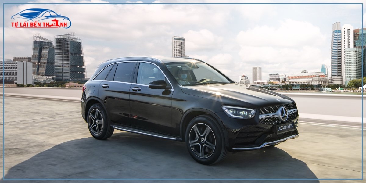 Giới thiệu tổng quan về dòng xe Mercedes GLC 300 tự lái tại Quận 7
