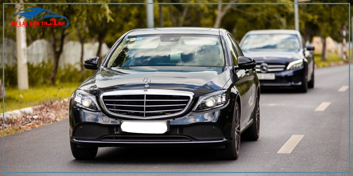 Khám phá dòng xe Mercedes tự lái Quận 3