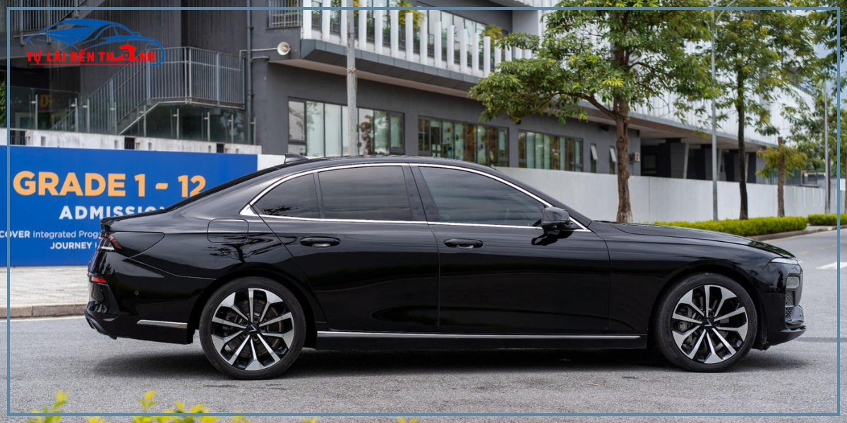 Khám phá dòng xe Vinfast lux A tự lái Quận 7