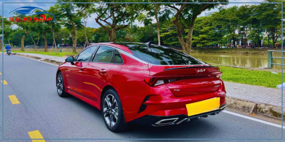 Kinh nghiệm chọn và kiểm tra xe Kia K5 trước khi thuê tại Quận 8
