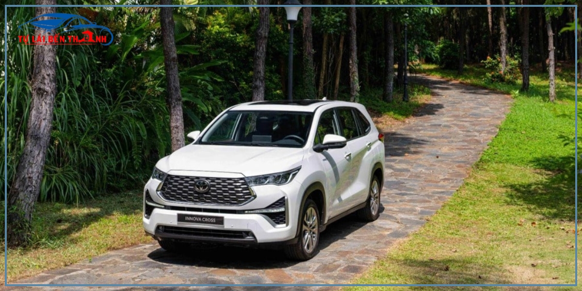 Kinh nghiệm khi thuê xe Innova tự lái Quận 2