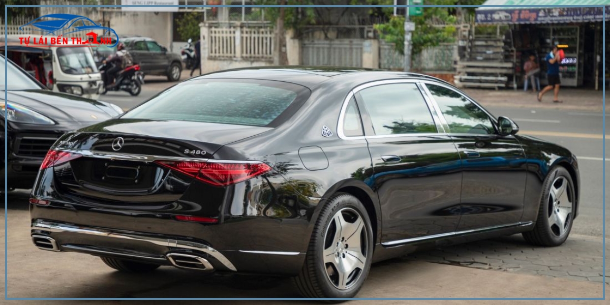 Kinh nghiệm khi thuê xe Mercedes tự lái Quận 3