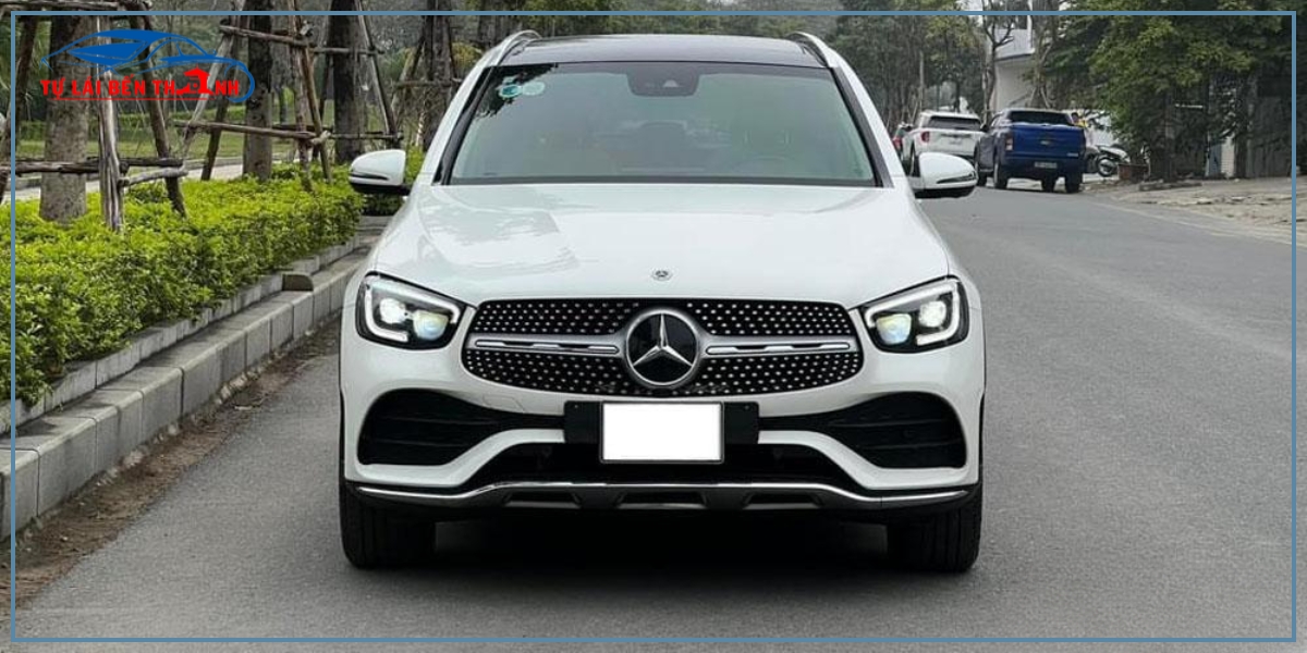 Kinh nghiệm thuê xe Mercedes GLC 300 tự lái Quận 8