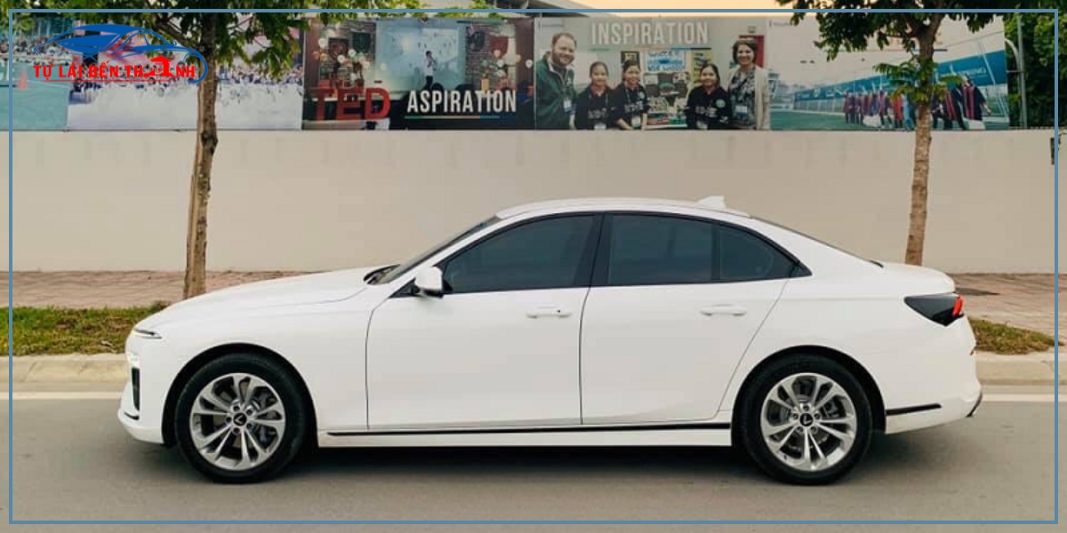 Lưu ý cần biết khi thuê xe Vinfast lux A tự lái Quận 3