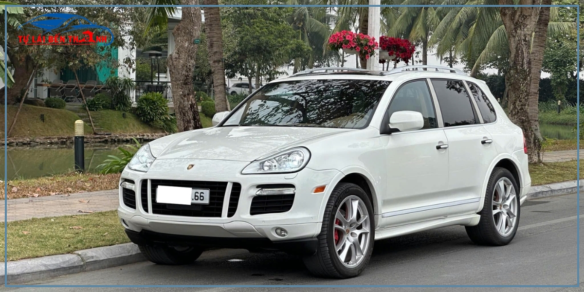 Lưu ý khi thuê xe Porsche Cayenne tự lái Quận 1