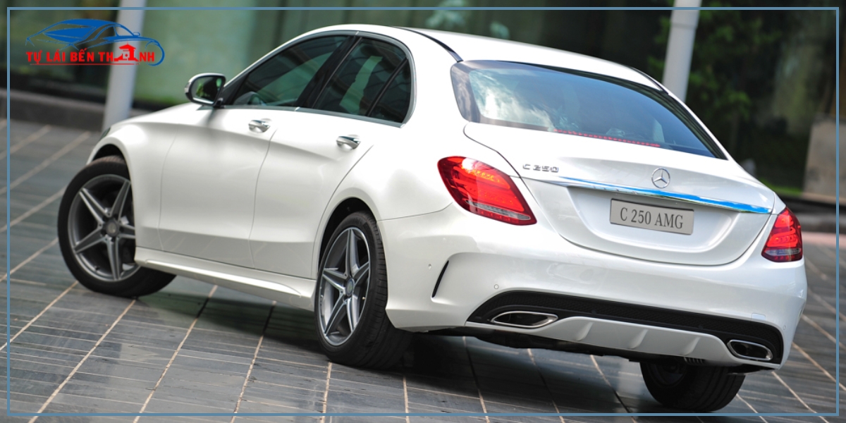 Mẹo thuê xe Mercedes C250 tự lái Quận 5 an toàn