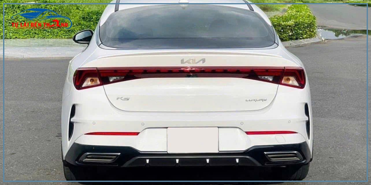 Những điểm cần lưu ý khi thuê xe KIA K5 tự lái Quận 3
