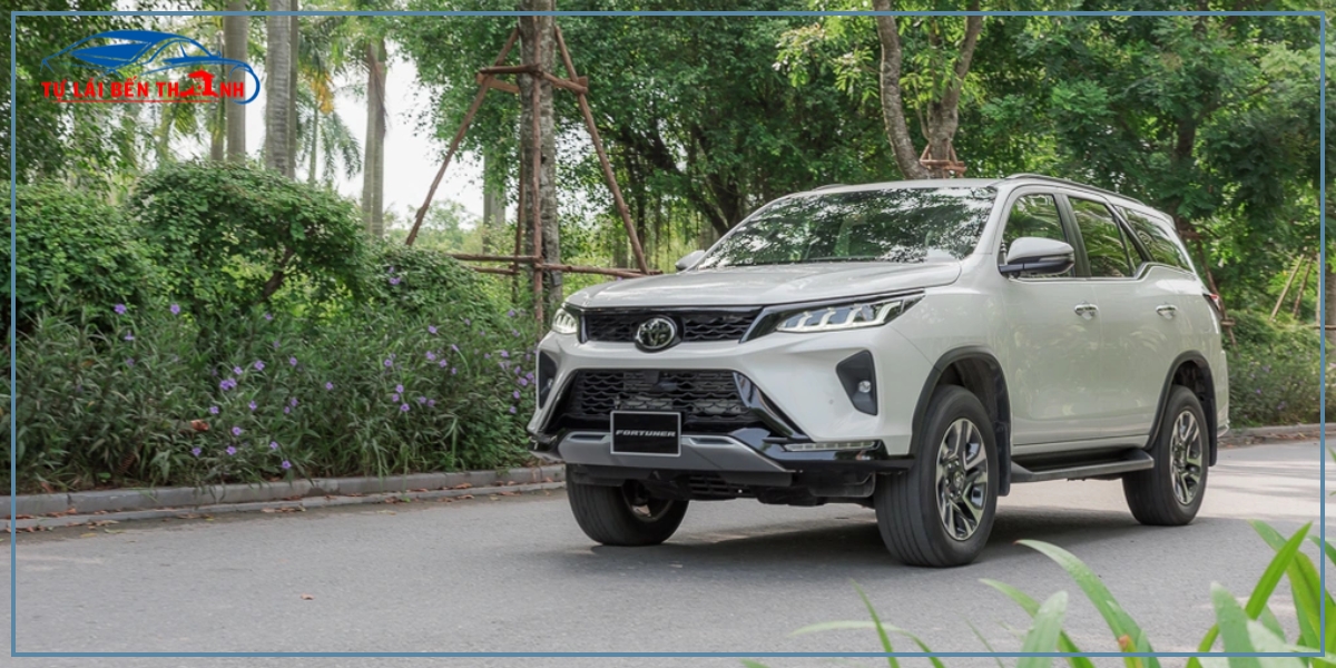 Những điều cần biết khi thuê xe Fortuner tự lái tại quận 2