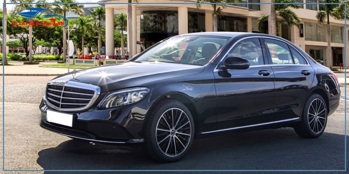 Những lưu ý khi thuê xe Mercedes tự lái Quận 1