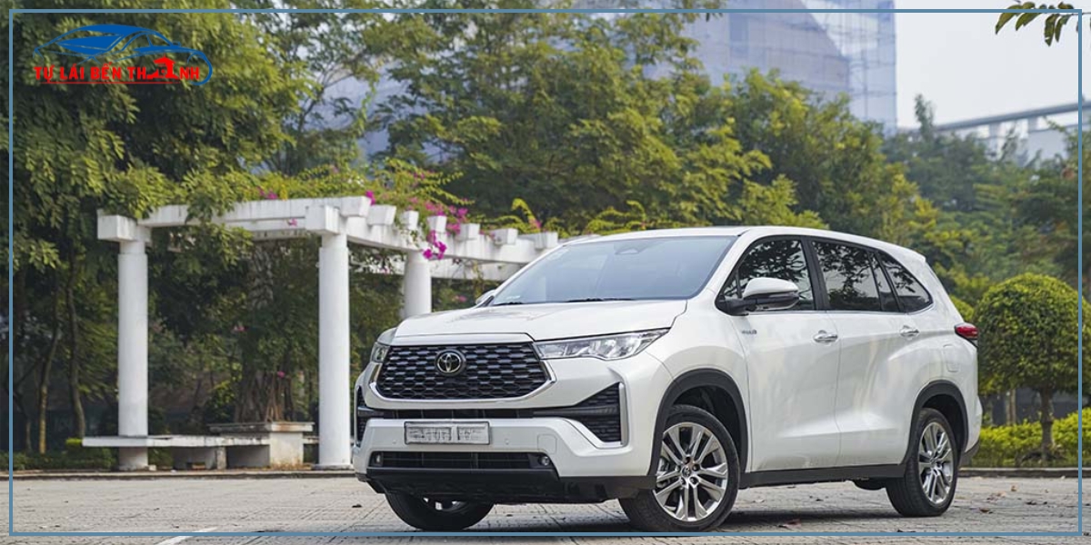 Những ưu điểm nổi bật khi thuê xe Innova tự lái Quận Phú Nhuận