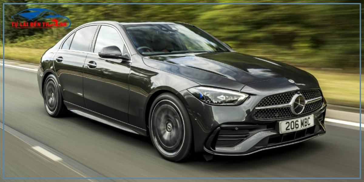 Thuê xe Mercedes tự lái Quận Phú Nhuận có lợi ích gì?