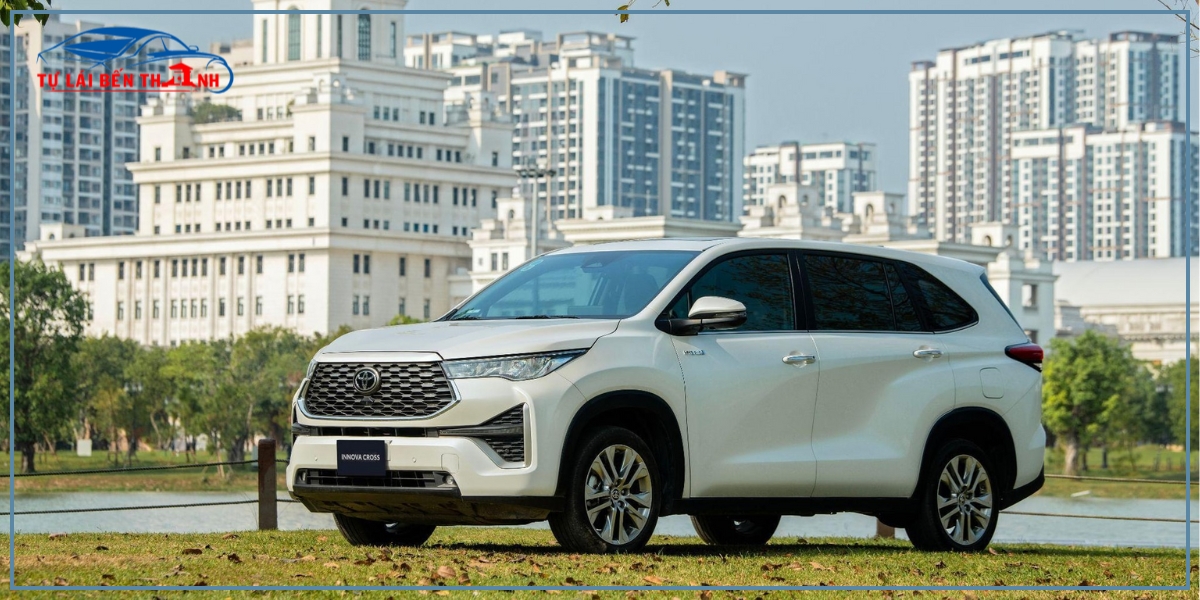 Tổng quan dòng xe Innova tự lái Quận Tân Bình