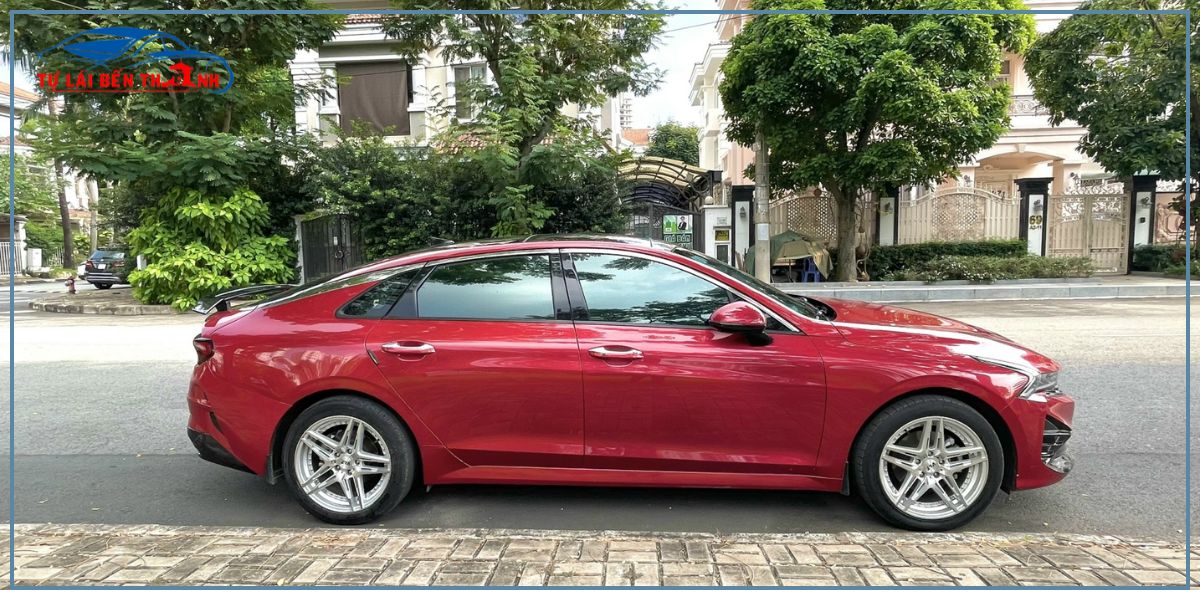 Tổng quan dòng xe Kia K5 tự lái Quận 8