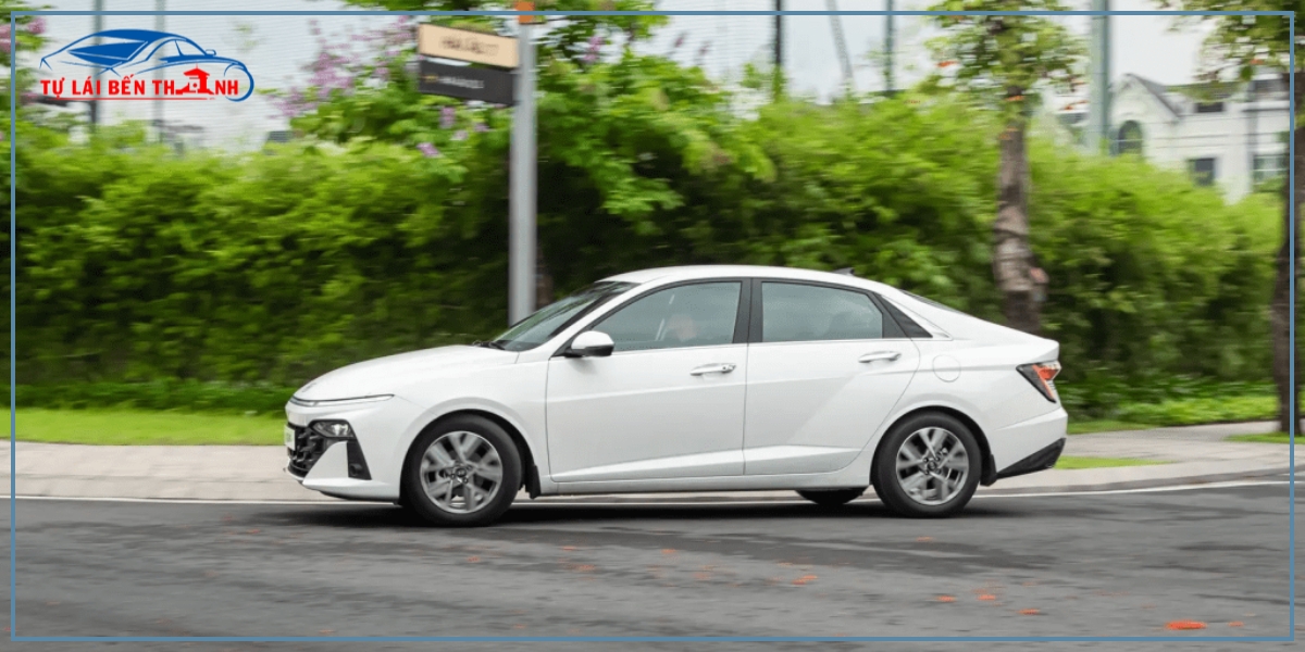 Tổng quan xe Hyundai Accent tự lái Quận 2