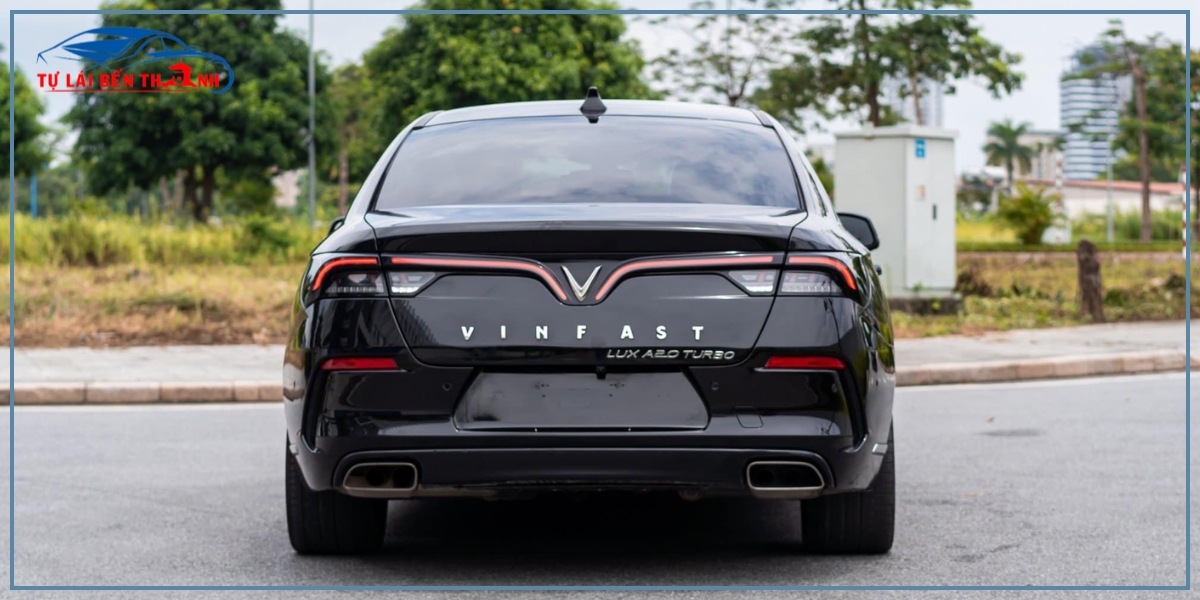 Ưu điểm khi thuê xe Vinfast lux A tự lái Quận 7